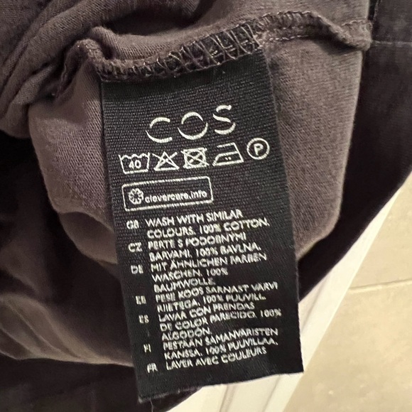 COS Grey/Green Tee - Picture 2 of 2